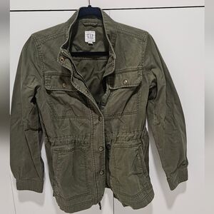 GAP Women's Utility Jacket in Olive Green